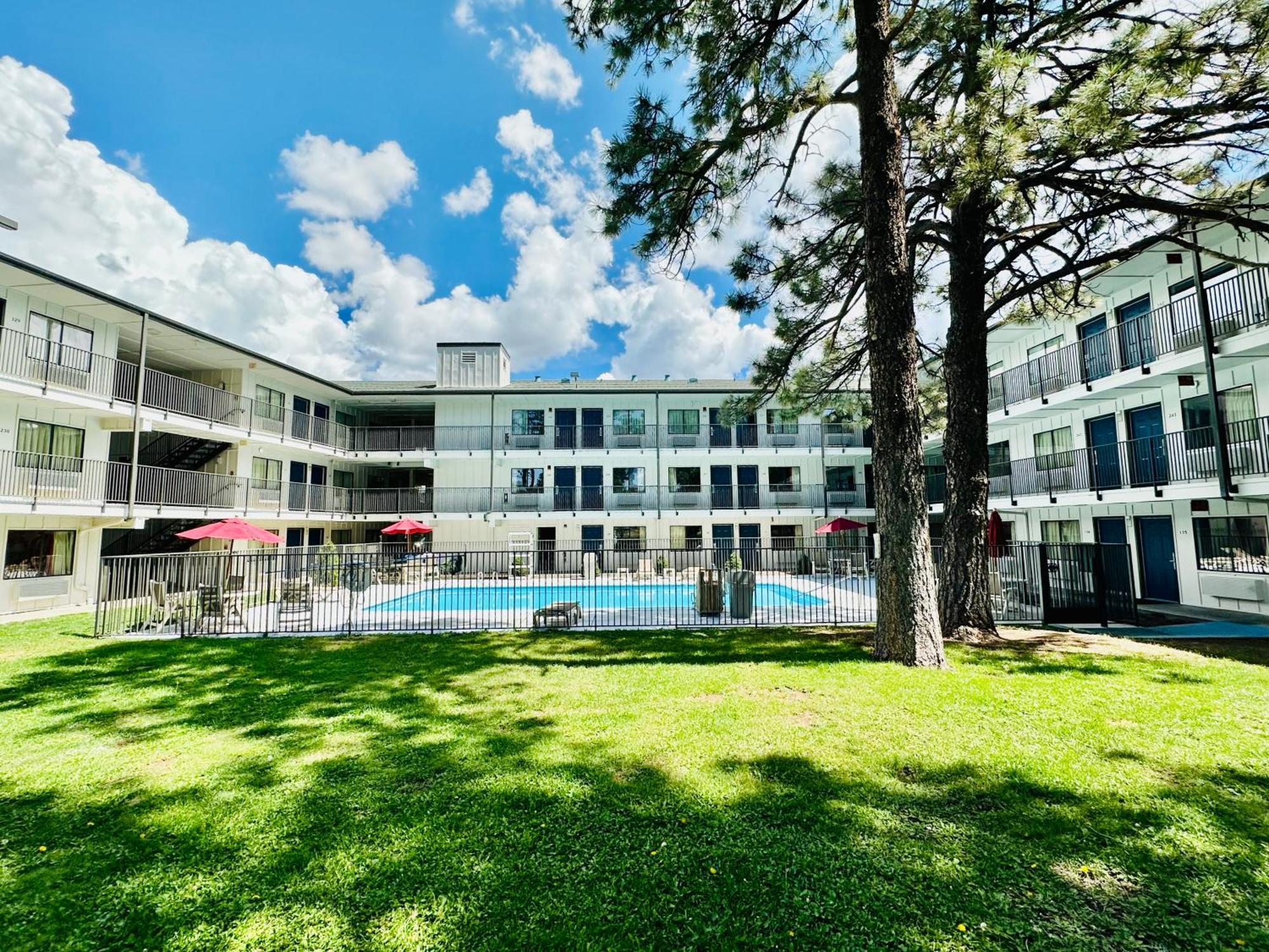 Motel 6-Flagstaff, Az - West - Woodland Village Εξωτερικό φωτογραφία