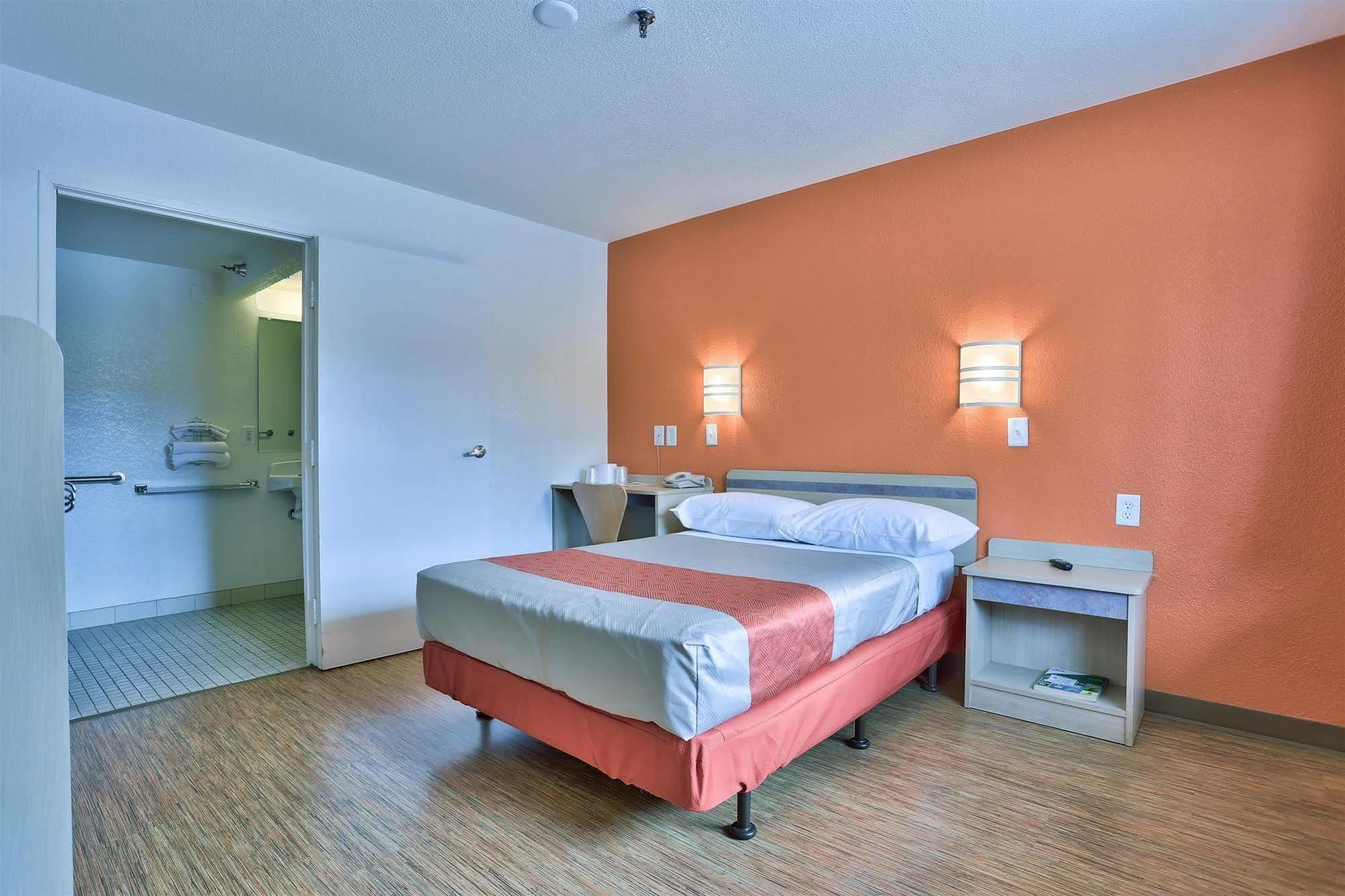 Motel 6-Flagstaff, Az - West - Woodland Village Εξωτερικό φωτογραφία